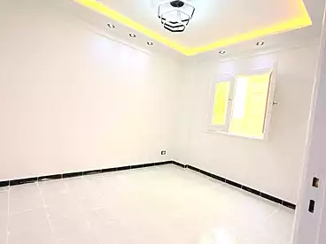 شقق للبيع - 2 غرف - بالدور 1