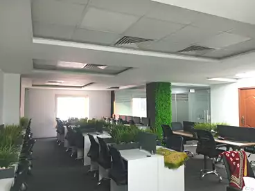 مبنى إداري للإيجار - 1 غرف