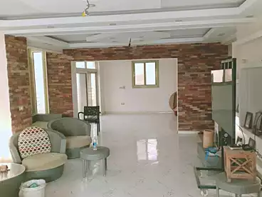 شقق للبيع - 5 غرف - بالدور 12