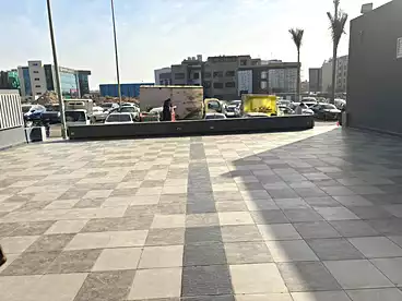 تجاري للإيجار - بالدور 0