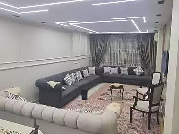شقق مفروشة للبيع - 3 غرف - بالدور 12