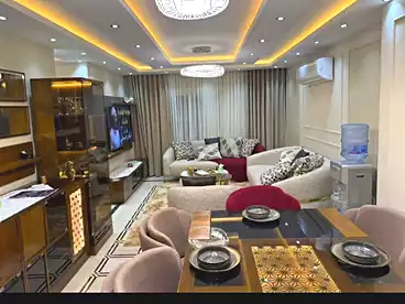 Furnished Apartment For sale - 2 rooms - floor 4