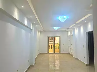 Apartments For sale - 3 rooms - floor 1