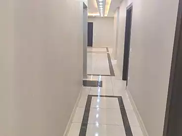 شقق للإيجار - 3 غرف - بالدور 3