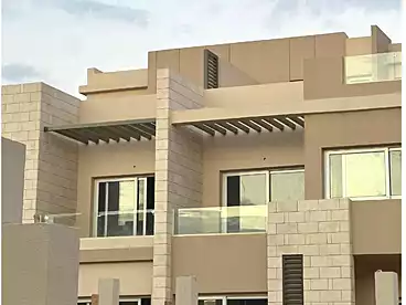 تاون هاوس للبيع - 5 غرف