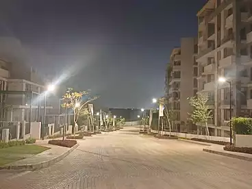 شقق للبيع - 4 غرف - بالدور 4