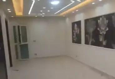 عقارات للبيع - 3 غرف - بالدور 12