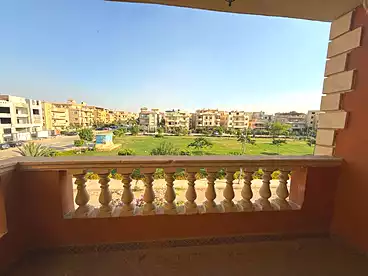Apartments For sale - 3 rooms - floor 2