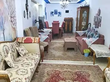 شقق للبيع - 4 غرف - بالدور 1