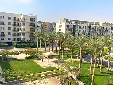 دوبلكس بحديقة للبيع - 4 غرف - بالدور 0