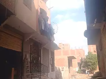 منزل / بيت للبيع - 8 غرف