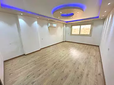 عقارات للبيع في شارع محيي الدين ابو العز، الدقي، 240 متر