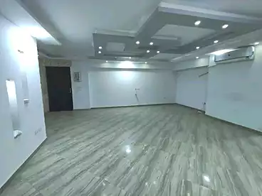 إداري للإيجار - 5 غرف - بالدور 1
