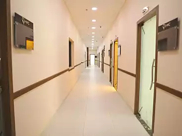 عيادات للبيع في هنا ميديكال كومبلكس - زد جروب، كمبوند بمدينة الشروق، 40 متر