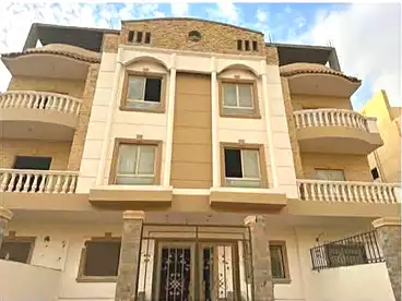 Apartments For sale - 4 rooms
