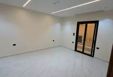 عقارات للبيع - 3 غرف - بالدور 1