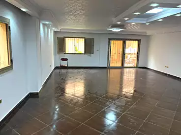 Administrative For rent - 5 rooms - floor 1