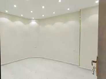 شقق للبيع في اللبيني، فيصل، 150 متر