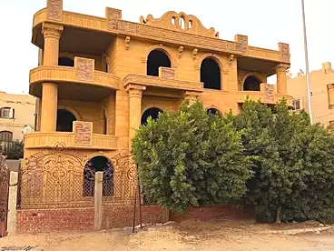 فلل للبيع - 8 غرف