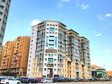 مقر إداري للإيجار - 3 غرف - بالدور 7