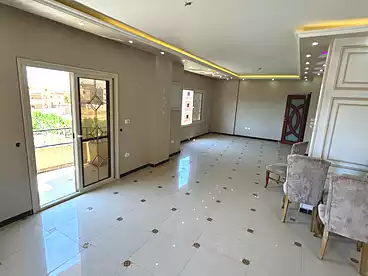 شقق للبيع - 3 غرف - بالدور 2