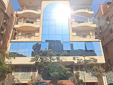 Administrative For rent - 5 rooms - floor 4