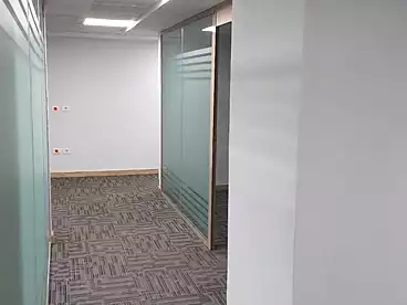 Administrative For sale - 6 rooms - floor 2
