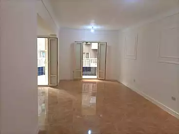 Apartments For sale - 3 rooms - floor 5