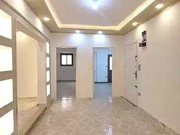 شقق للبيع - 3 غرف - بالدور 3