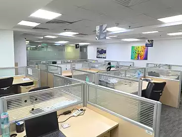 Administrative Building For rent in Southern 90th St., 90th Street, 7200 sqm