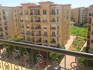 Apartments For sale - 3 rooms - floor 5