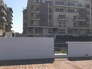 Apartments For sale - 3 rooms - floor 1