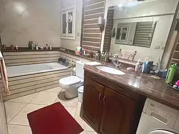 Apartments For sale - 3 rooms - floor 4