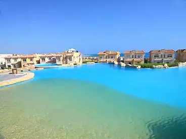 شاليهات للبيع - 3 غرف - بالدور 1