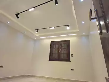 شقق للبيع في البيطاش، العجمي، 120 متر