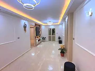 عقارات للبيع - 3 غرف - بالدور 2