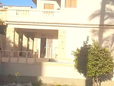 فلل للبيع - 6 غرف