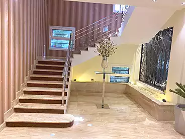 Villas For sale - 5 rooms