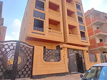 شقق للبيع - 3 غرف - بالدور 2