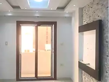 شقق للإيجار - 3 غرف - بالدور 10