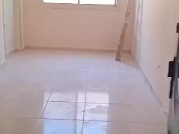 عقارات للبيع - 3 غرف - بالدور 4