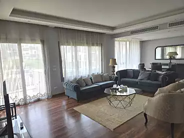 شقق للإيجار - 3 غرف - بالدور 3