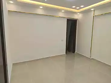 شقق للبيع - 3 غرف - بالدور 7