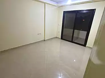 شقق للإيجار - 3 غرف - بالدور 13