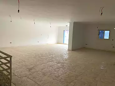 محل دوبلكس للإيجار