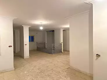 محل دوبلكس للإيجار