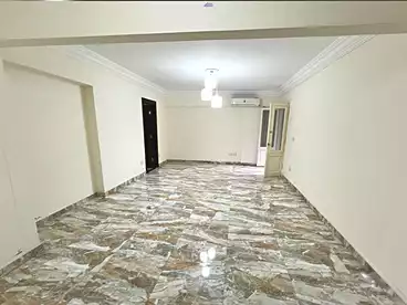 عقارات للبيع في جليم، الاسكندرية، 220 متر