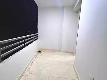 Apartments For sale - 3 rooms - floor 8