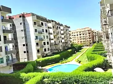 شقق للبيع - 3 غرف - بالدور 1