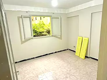 عقارات للبيع - 2 غرف - بالدور 1